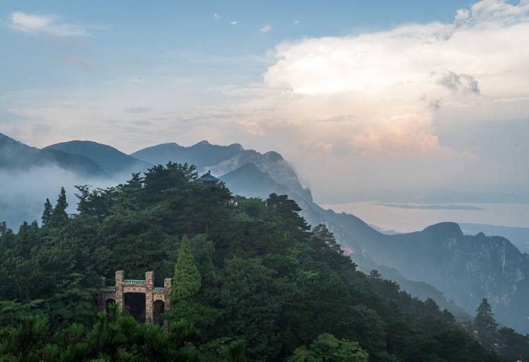 庐山休闲纯玩4日游【庐山恋】